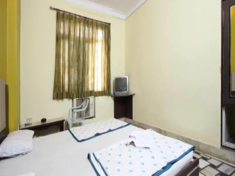 Hotel Shubh Laxmi Udaipur Esterno foto
